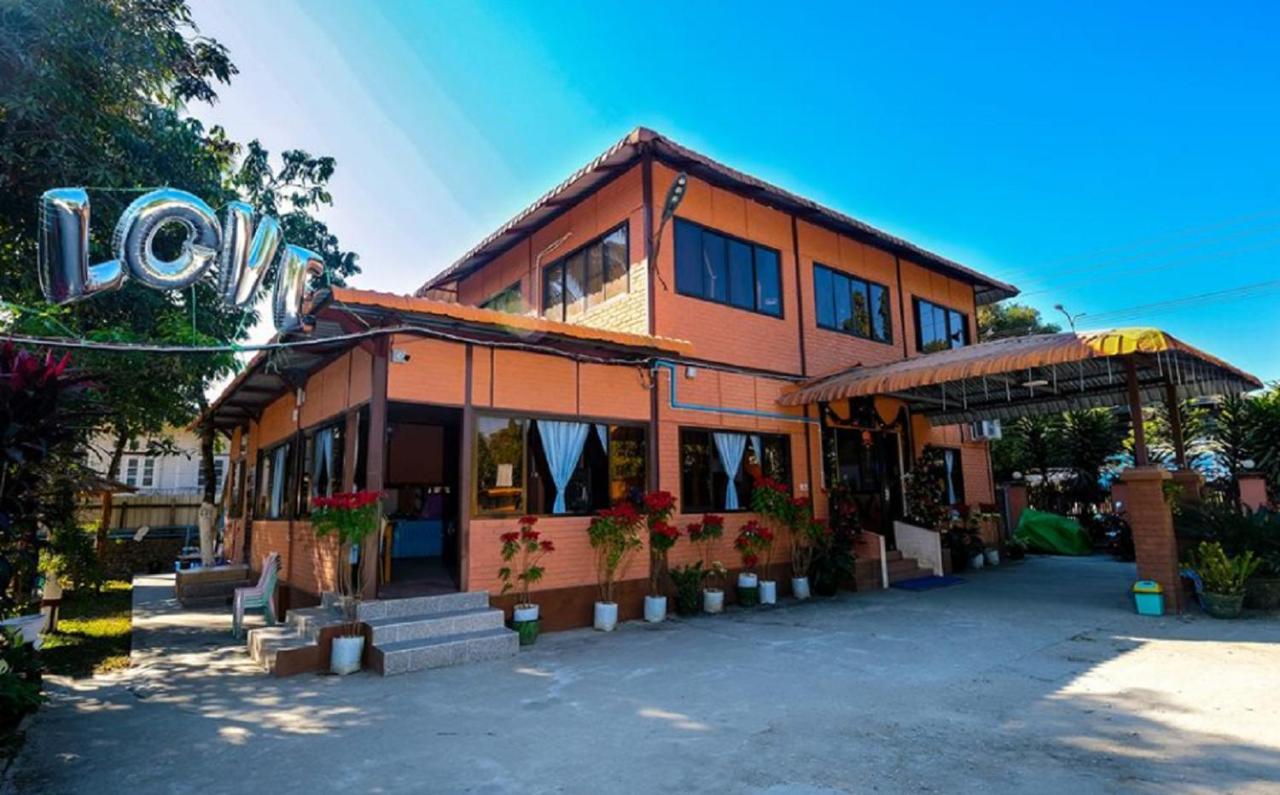 Wun Tawp Garden Hotel Myitkyina Bagian luar foto